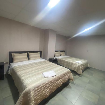 Stelar Hostal Cuenca Bagian luar foto