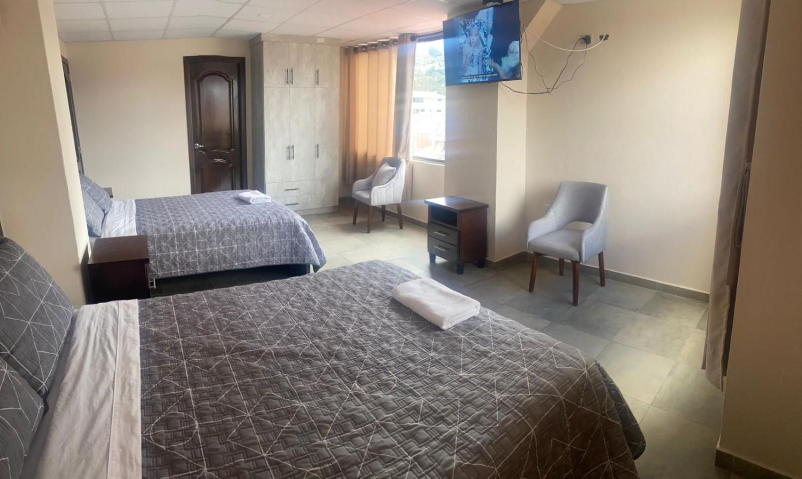 Stelar Hostal Cuenca Bagian luar foto