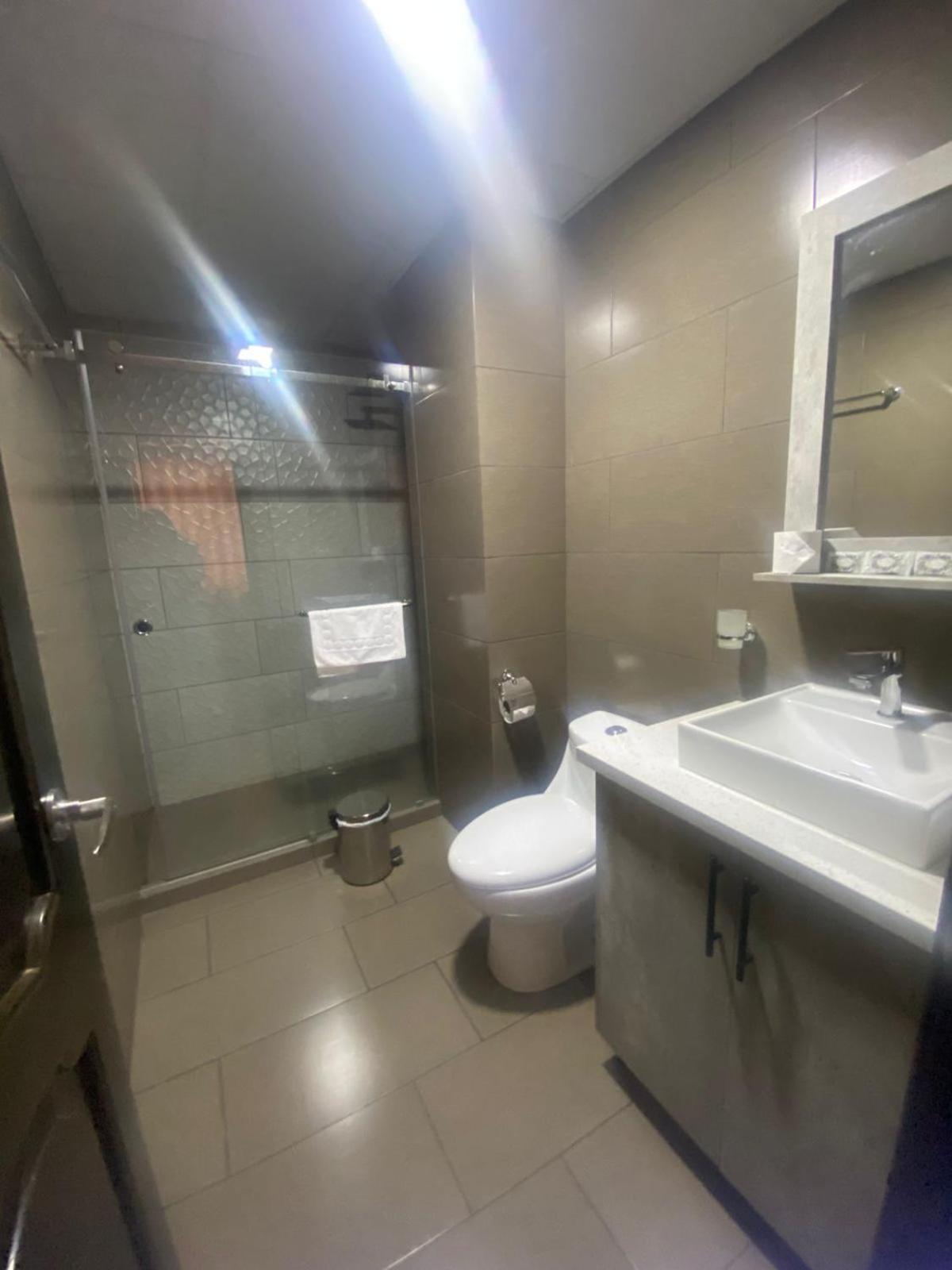 Stelar Hostal Cuenca Bagian luar foto